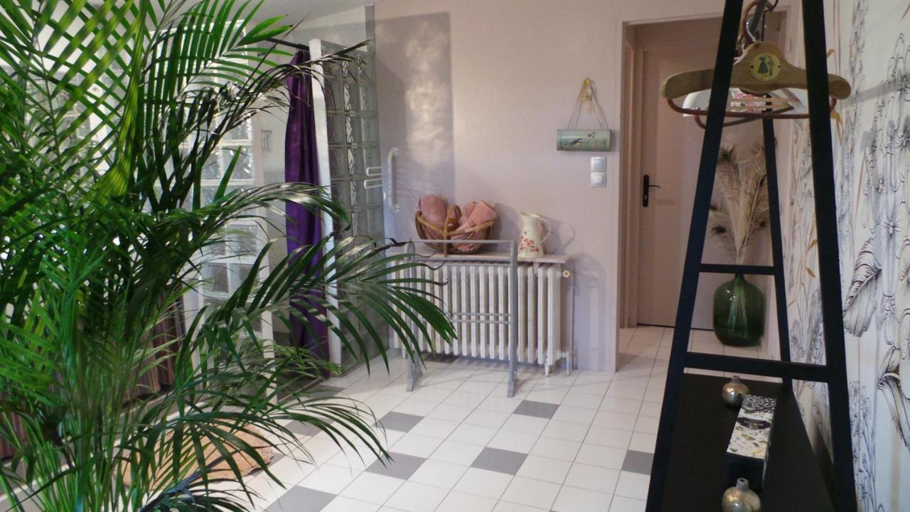 Chambre D'Hotes Le Paon Blanc Monprimblanc Экстерьер фото